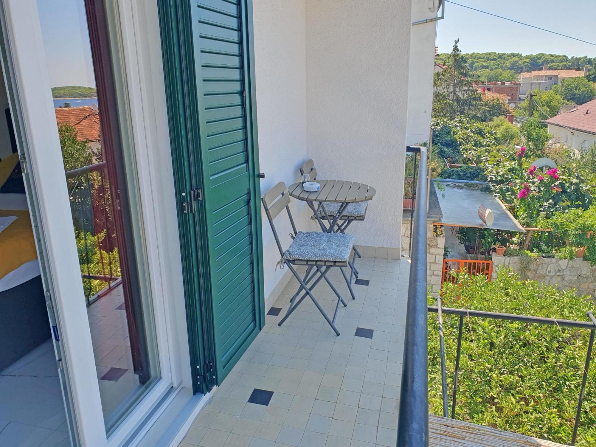 Holiday Home Gordana II Хвар Экстерьер фото